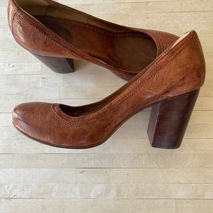 Women’s Frye shoes